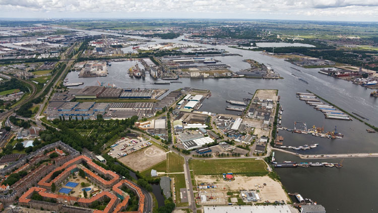 Lezing Ton Schaap over ontwikkeling Zaan-IJ oever